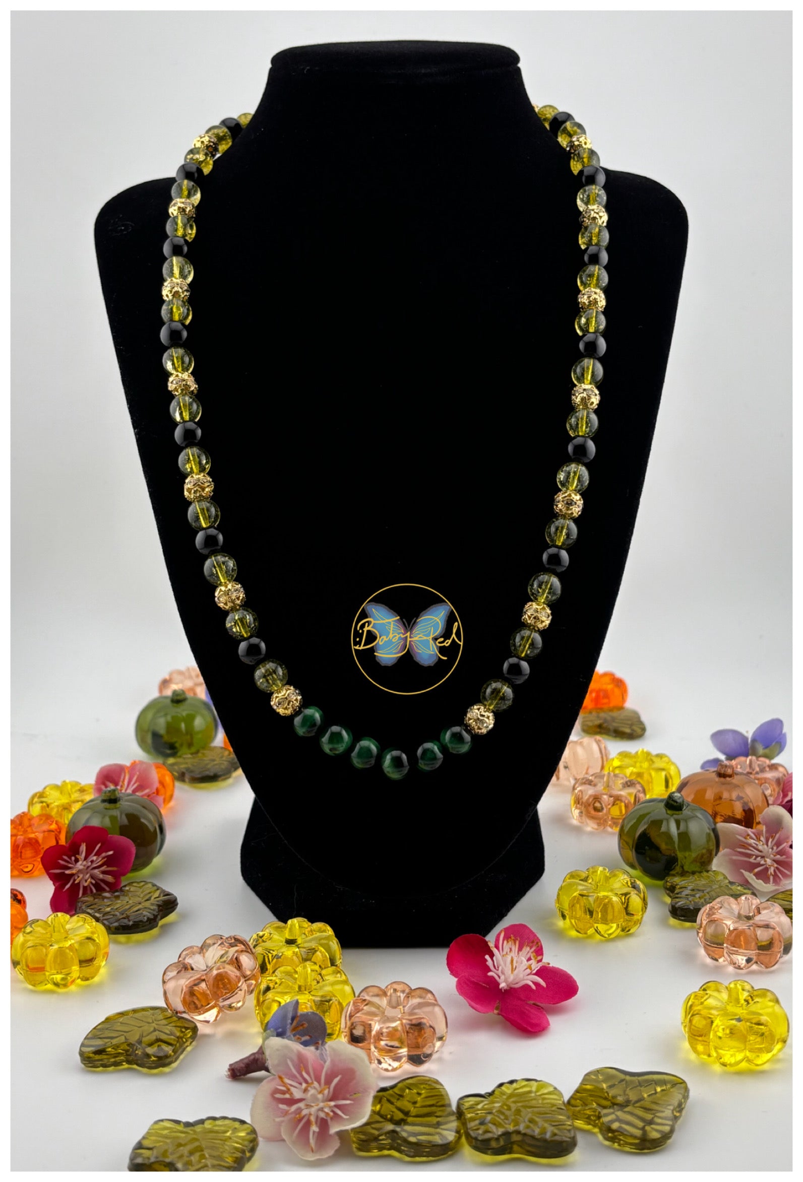 Queen Veyra of the Veiled flame